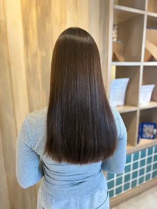 ロング 峯崎響乃 ツヤ髪透明感カラーのヘアスタイル