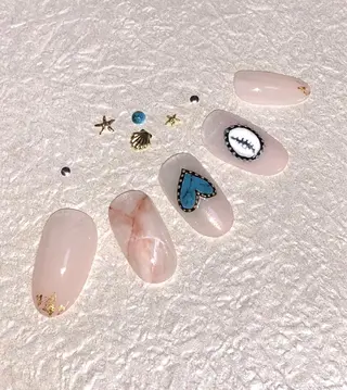 ネイル 遊津 美来のネイルデザイン