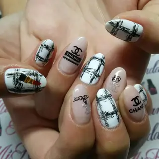 ネイル カラー MiRanda Nail所属・MiRanda 保坂 舞のネイルデザイン