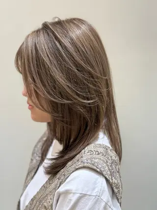 カラー NYNYイオン四條畷 村上 心のヘアスタイル