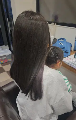 ロング カラー 関口 友菜のヘアスタイル