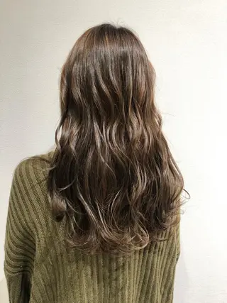 ロング カラー ナカタケ ユウのヘアスタイル