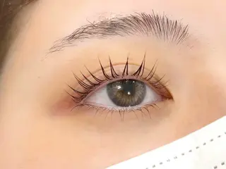マツエク・マツパ eyelash Fiara by CYAN【フィアラバイシアン】所属・奥本 凜のマツエク・マツパデザイン