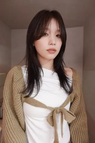 セミロング nelke/レイヤー 立川/ブリーチのヘアスタイル