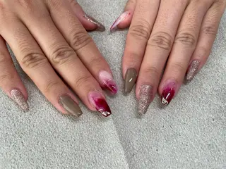 ネイル Roi〈ロワ〉 Minakoのネイルデザイン