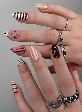 ネイル EMI ANA.CHUOのネイルデザイン