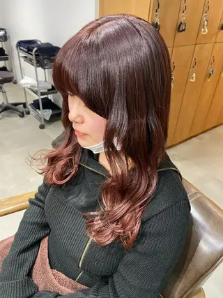 ロング カラー 安岡美咲✂︎ 艶カラー/髪質改善のヘアスタイル