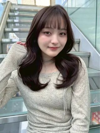 セミロング 小林 美月  透明感カラーのヘアスタイル