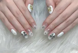 ネイル Hi Beauty 渋谷(ネイル、ハイパーナイフ6、脂肪れいきゃく、マッサージ&エステサロン)所属・Hi beauty 渋谷のネイルデザイン