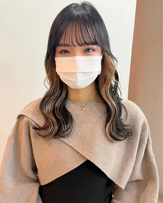 カラー 切りっぱなしボブ/ ブリーチカラー/大塚のヘアスタイル