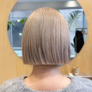 ショート カラー 🌈艶ハイトーン🌈 心を込めます🤝涼介のヘアスタイル