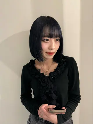 ミディアム カラー 内沼 恵留菜のヘアスタイル