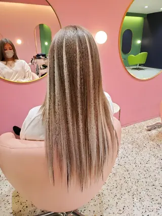 成瀬 弘光のヘアスタイル