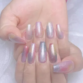 ネイル Queening 🦋のネイルデザイン