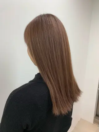 ミディアム yelm所属・🫒オリーブカラー ミディアムレイヤー✨のヘアスタイル