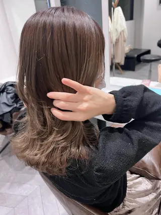 セミロング 垢抜けのプロ🪄 honoのヘアスタイル