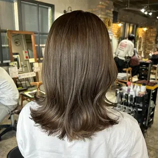 ミディアム カラー riho🎀 / 梅田美容室のヘアスタイル