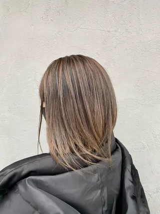 ミディアム カラー Design Color🐰アユミのヘアスタイル