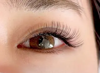 マツエク・マツパ Total beauty La Fleur所属・ikeda midoriのマツエク・マツパデザイン