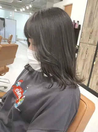 ミディアム カラー ヘアアレンジ 🌷FUKA🌷 まろやかハイトーンのヘアスタイル
