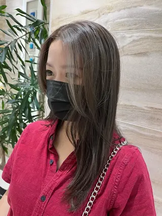 カラー G.O.A.T hair所属・Karen ✂︎GOAThairのヘアスタイル