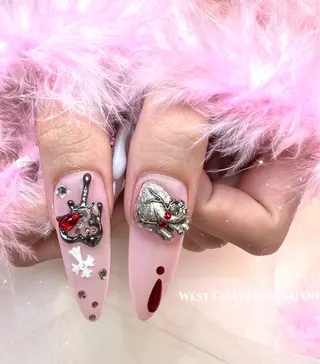 ネイル リボン、ガーリー パーツ放題専門店のネイルデザイン