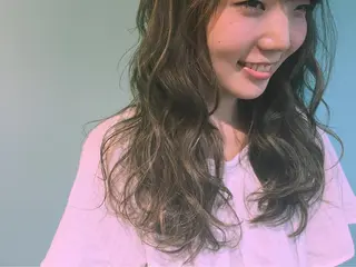 ロング カラー パーマ さかい なつみのヘアスタイル