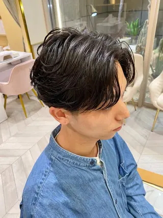 ショート パーマ メンズ 酸スト/フェザー パーマ/三谷海斗のヘアスタイル