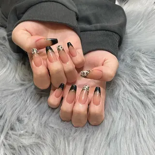 ネイル RICO NAIL所属・RICO Nail パーツつけ放題🌈のネイルデザイン