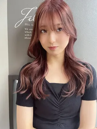 ロング カラー AIRI layer cut hairのヘアスタイル