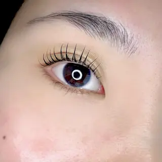 マツエク・マツパ U2所属・U2 eyelash akikoの眉毛・アイブロウイメージ