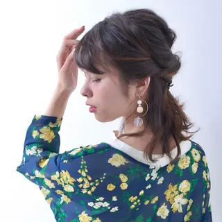 ミディアム ヘアアレンジ ショート×カラー 🦊堀米早紀【荻窪】のヘアスタイル