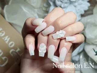 ネイル E.N🦋 長さ出し/持ち込みのネイルデザイン