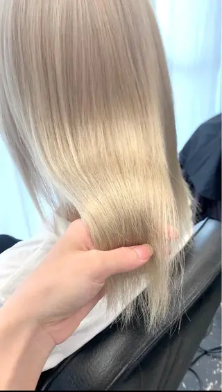 ミディアム カラー ヘアアレンジ HARU//原宿🤍 リピート率NO.1のヘアスタイル