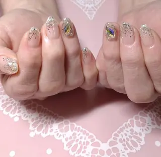 ネイル fujinail(バーバーフジノ)所属・藤野 智美のネイルデザイン