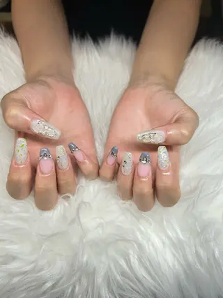 ネイル Queen Nail 柏店　クイーンネイルのネイルデザイン