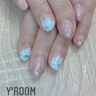 ネイル YUKA （ネイリスト）のネイルデザイン