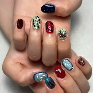 ネイル 🐈‍⬛ Minamiのネイルデザイン