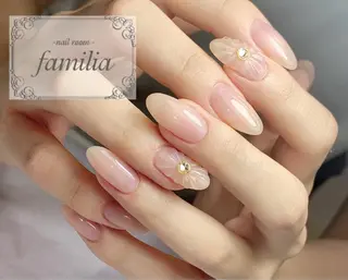 ネイル -nailroom- familiaのネイルデザイン