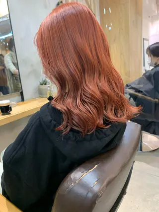 ロング カラー ハイトーン&暗髪🔥 表参道二刀流マエダのヘアスタイル