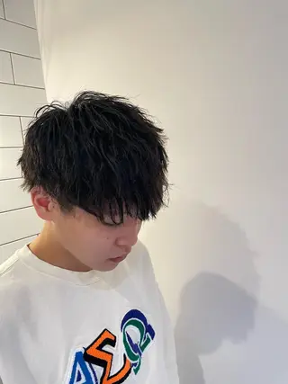 ショート QUONHEAL(クオンヒール)所属・重名 陸のヘアスタイル