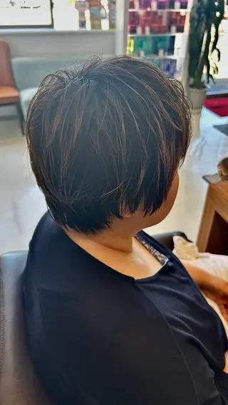 ショート 保科 椎奈のヘアスタイル