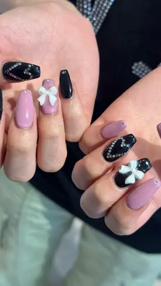 ネイル 🎀韓国レイヤー特化 🎀ベージュ/ミクのヘアスタイル