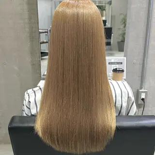 セミロング 坂本 璃里杏のヘアスタイル