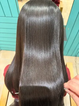 ロング SALOWIN 川越所属・髪質改善⭐️透明感 カラーノグチショウタのヘアスタイル
