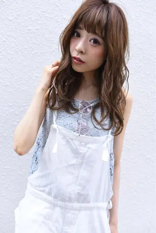 セミロング ai あいのヘアスタイル