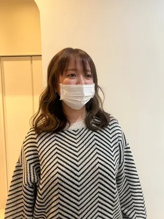 カラー tonari所属・tonari MICHIKAのヘアスタイル