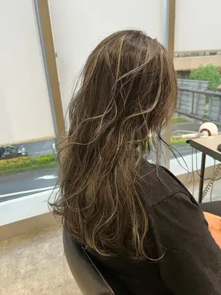 ロング カラー nishido ハイライト/海外ヘアのヘアスタイル