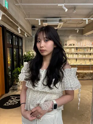 ロング リナ/名古屋/矢場町 カットモデルのヘアスタイル