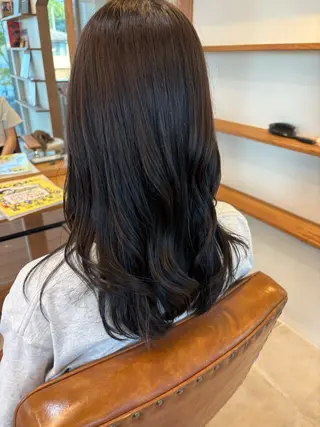 カラー 竹広綾乃/ 艶カラーのヘアスタイル